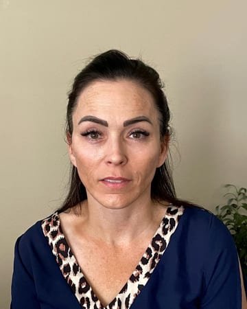 A client before face yoga and makeup coaching
